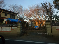 車から見かけた廃墟